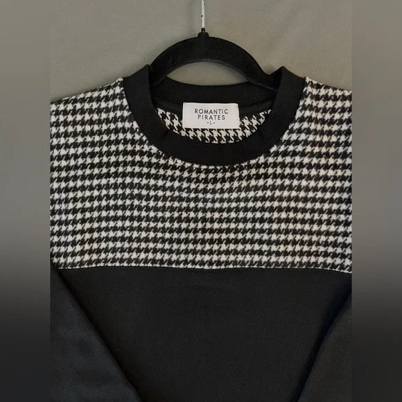 NEW Men’s sweatshirt with sweater pattern, made in Korea - Picture 4 of 13